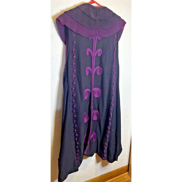 Nei And Zoe Sweaters - Nei And Zoe Sweater Vest Large. 38 " Long and In Excellent Condition .